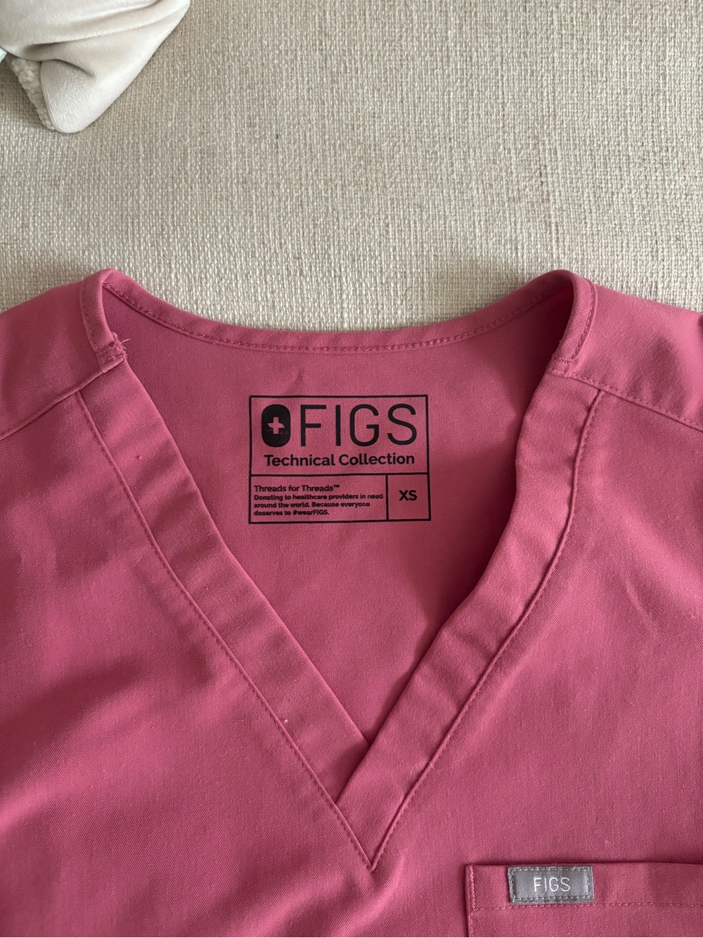 Figs Top XS - Picture 3 of 3